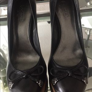 NEW Coach leather pumps 7
